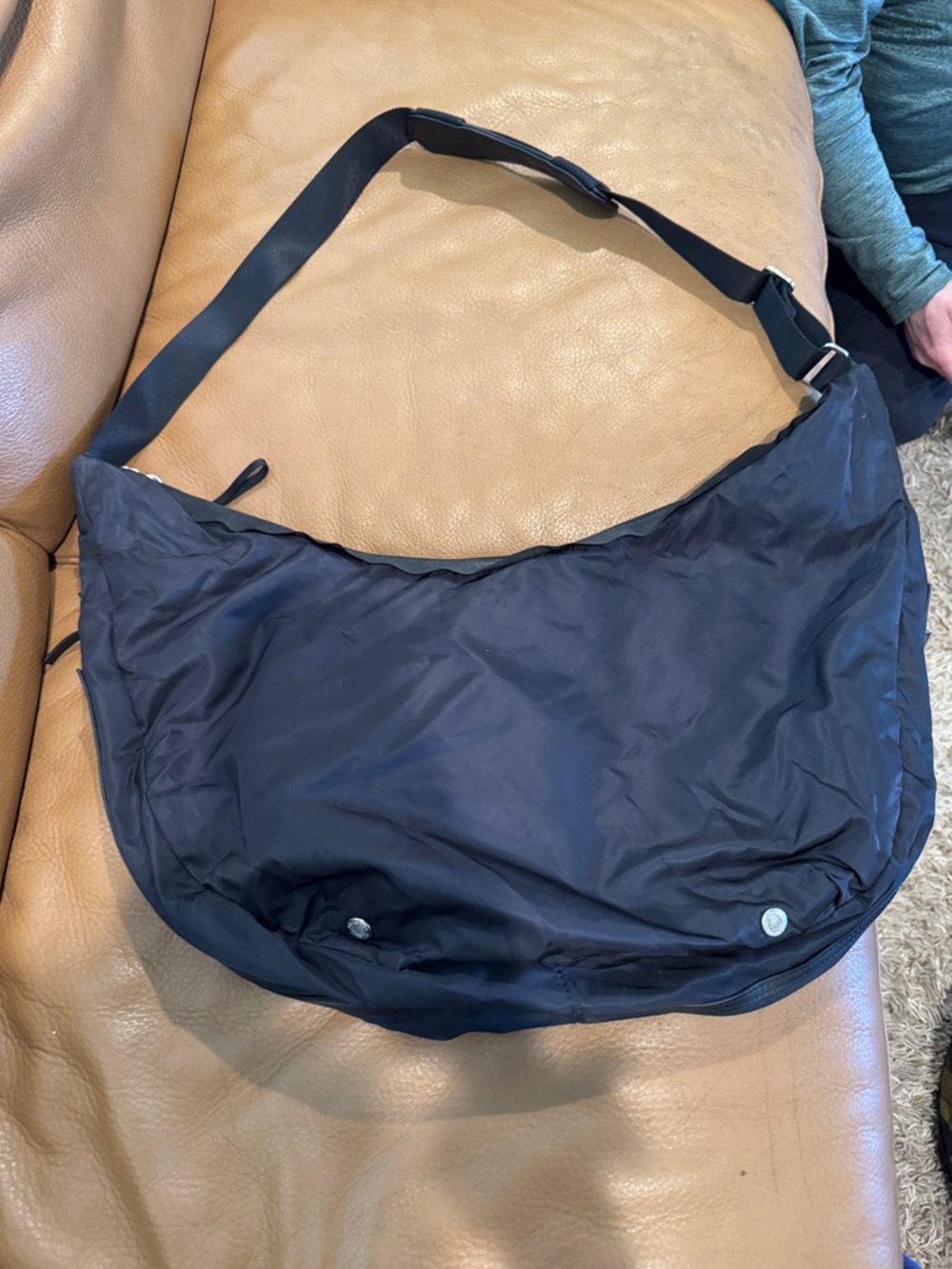 Lululemon Large Black Resolution Hobo Expandable Crossbody Sling Bag Handbag